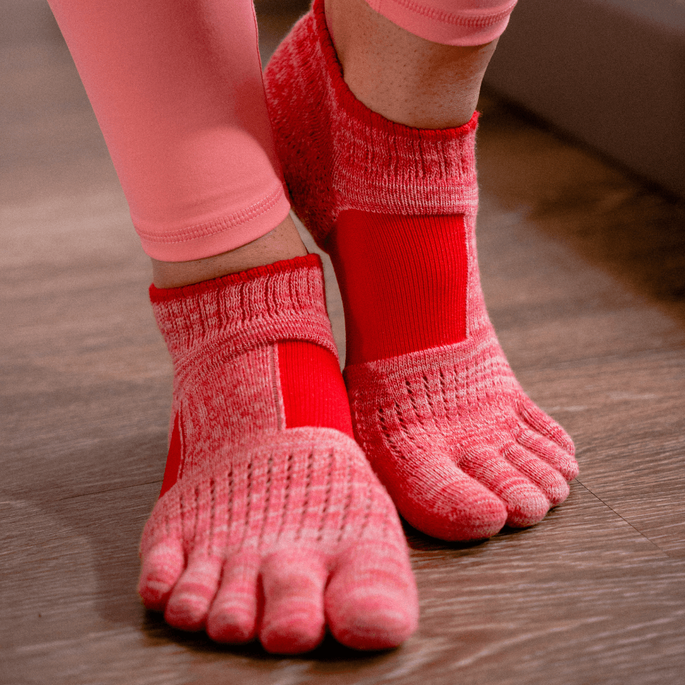 Knitido Plus nogavice za prste Umi, Yoga Arch Support pegaste s podporo metatarzalnim delom