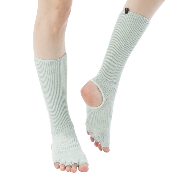 Knitido Plus "Nodoka" manchetten voor yoga & pilates