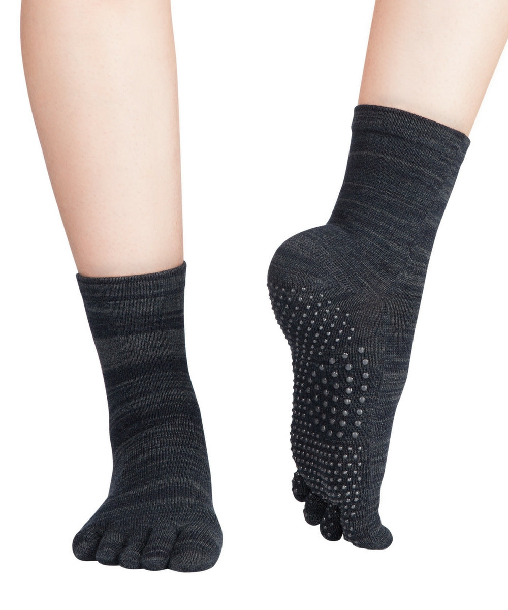 Knitido Massaggio benessere calze con dita con nodi massaggianti in silicone sulla suola: nero screziato