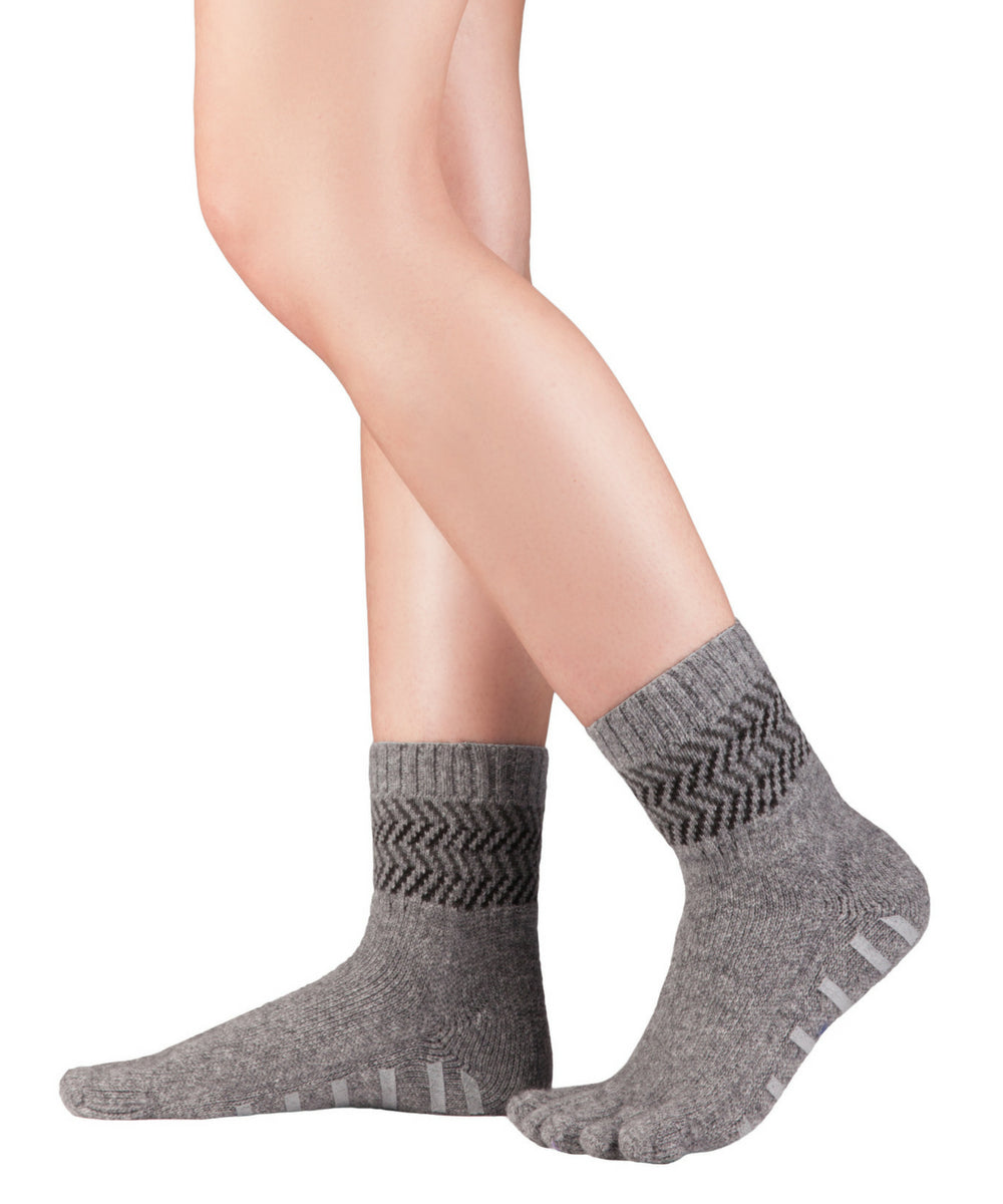 Knitido Home cashmere and merino socks with non-slip coating