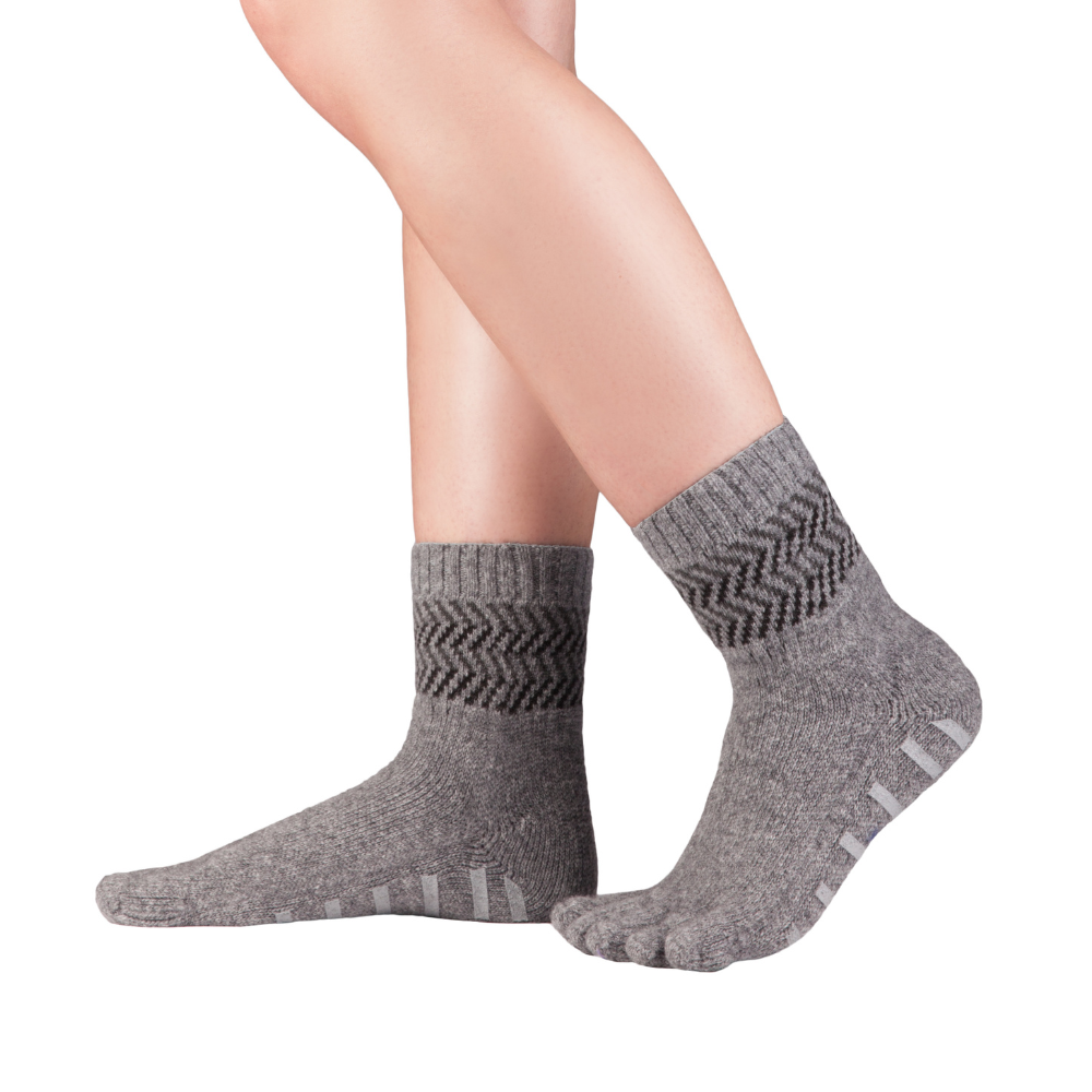 Knitido Home Socks made of Cashmere and Merino with Anti-Slip Coating