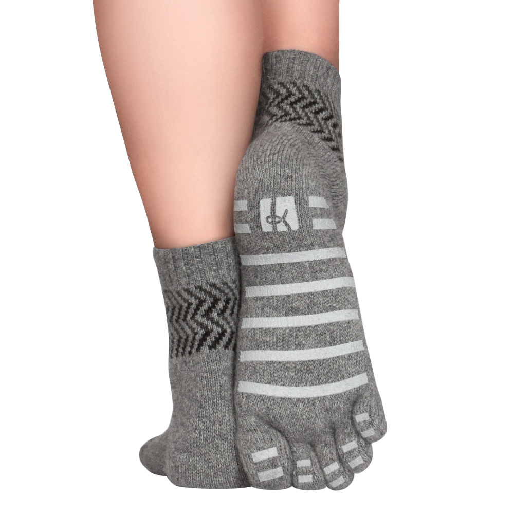 Knitido Home Socks made of Cashmere and Merino with Anti-Slip Coating