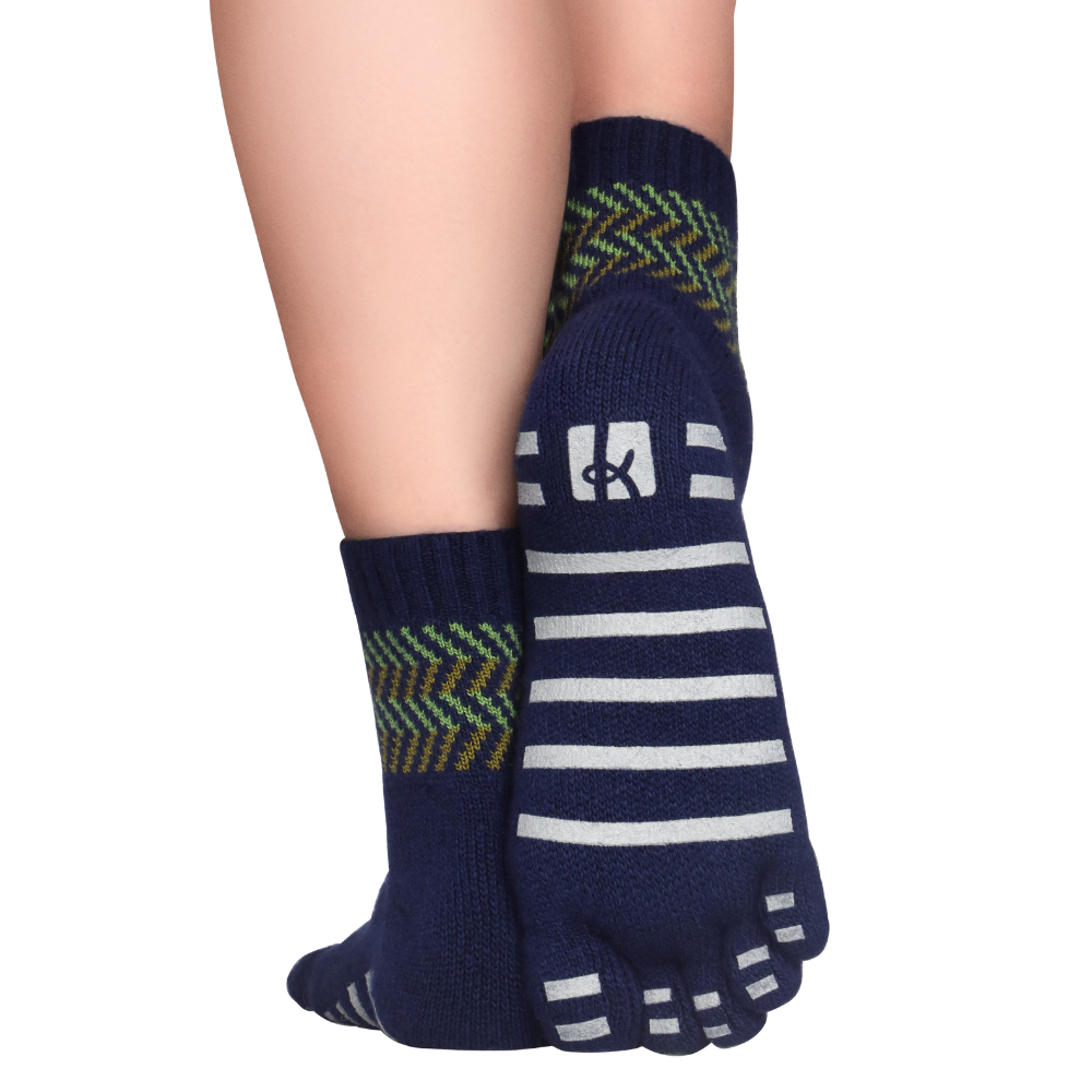 Knitido Home Socks made of Cashmere and Merino with Anti-Slip Coating