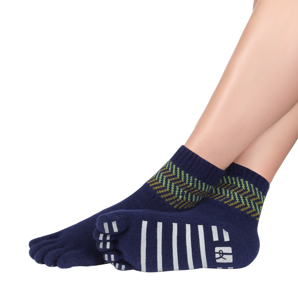 Knitido Home Socks made of Cashmere and Merino with Anti-Slip Coating