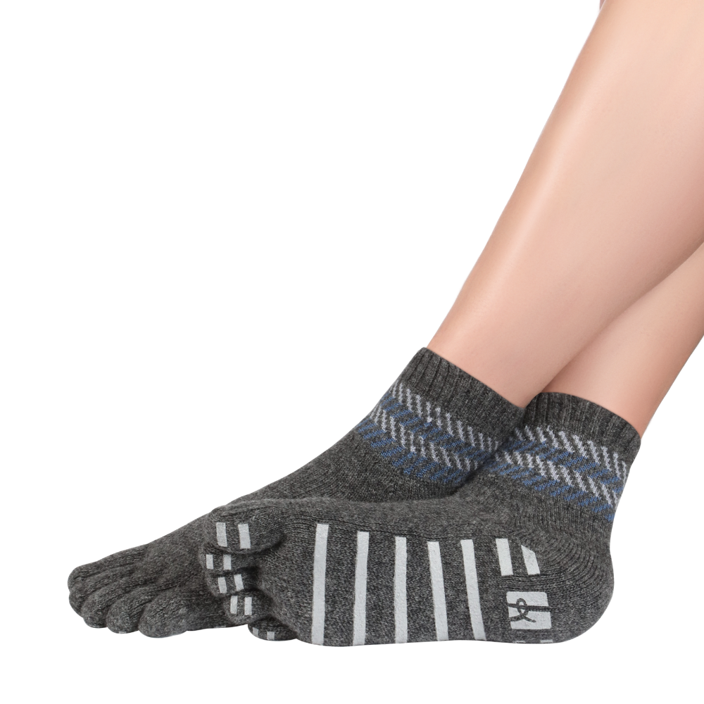 Knitido Home Socks made of Cashmere and Merino with Anti-Slip Coating