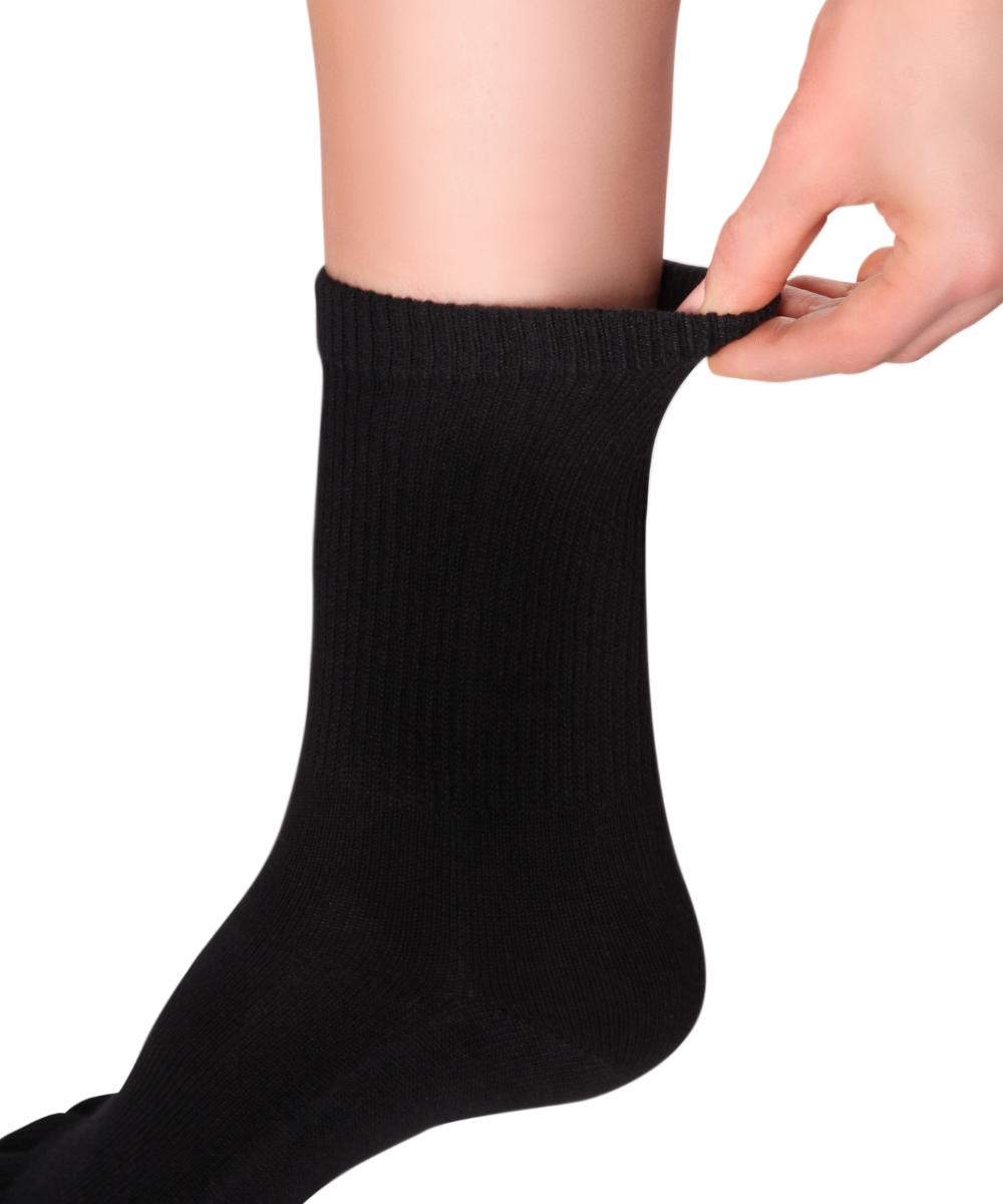 Economy pack of 3 Essentials Relax, calf-length comfort toe socks