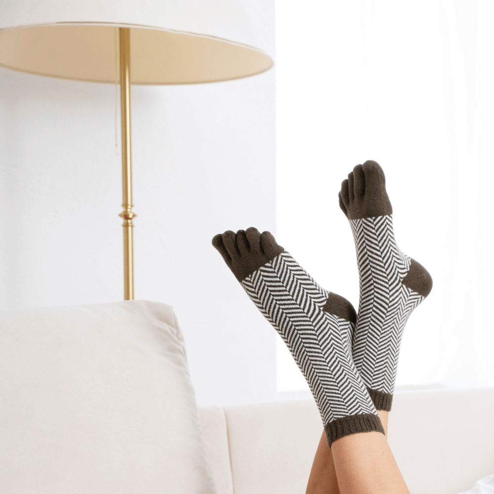 SILL toe socks made of wool and cotton