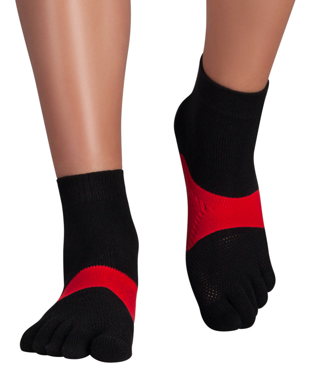 Knitido Calcetines de dedo maratón para deportes y carreras de larga distancia - negro / rojo 