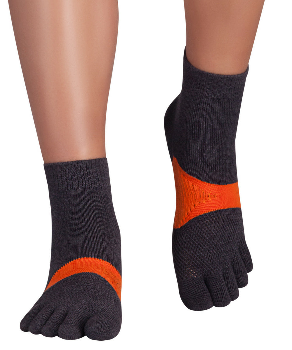 Knitido Calcetines de dedo maratón para deportes y carreras de larga distancia - gris / naranja