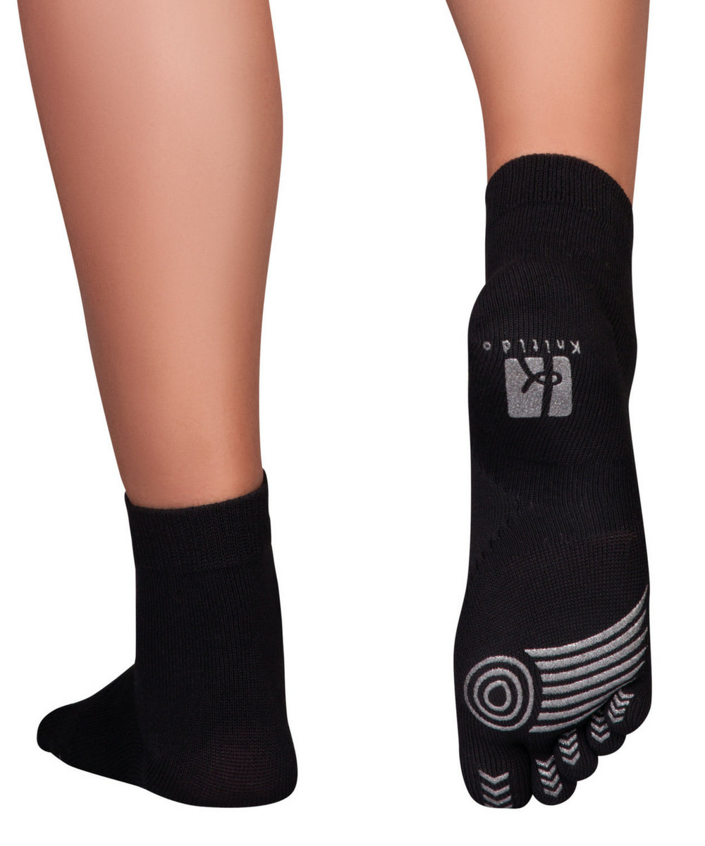 Knitido DURABLE SPORTS TOE SOCKS WITH GRIP, ARCH SUPPORT AND NATURAL ODOR CONTROL