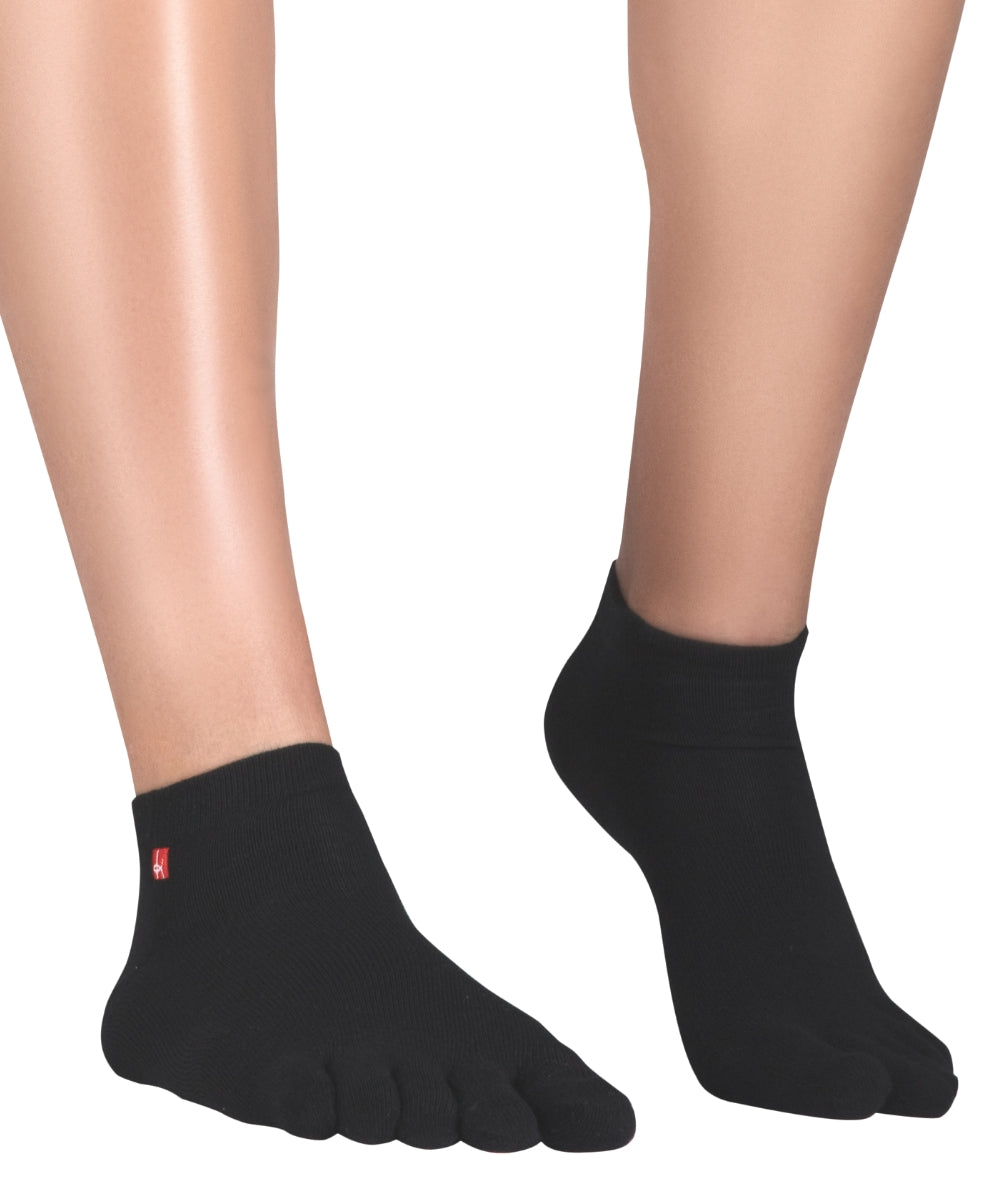 Pack économique de 3 shorts de sportchaussettes à orteils en Coolmax et coton de Knitido en noir 