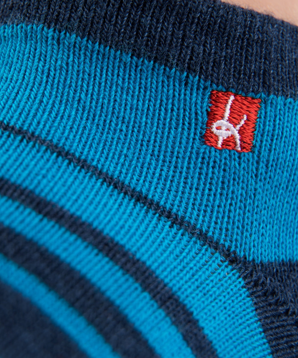Knitido Atletismo y Trail Gira Puntera Calcetines Zapatilla con Coolmax Señoras azul marino Logo Close up